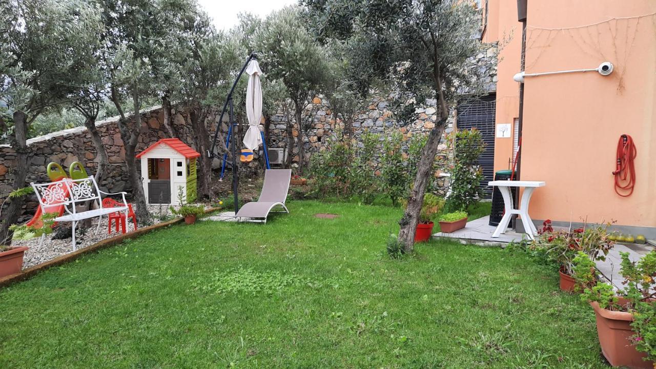 Apartamento Poggio Degli Ulivi Génova Exterior foto